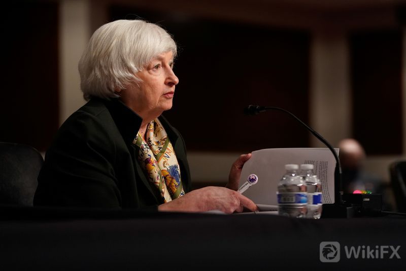 2021-11-30T205450Z_2_LYNXMPEHAT13E_RTROPTP_3_USA-FED-POWELL.jpg